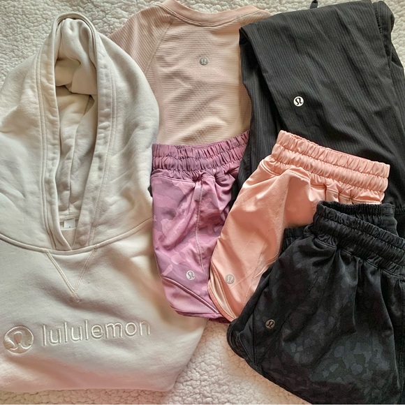 LULULEMON 🎀 - Picture 10 of 11